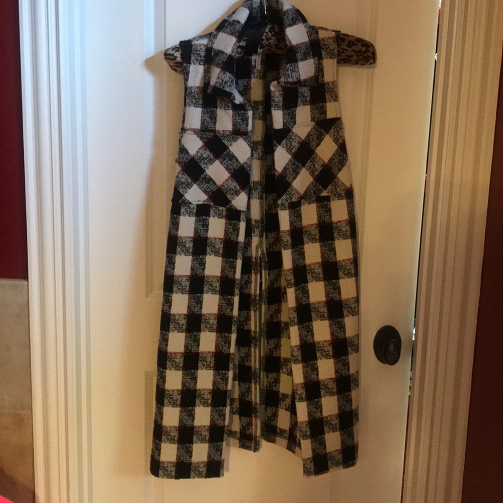 Bcbg long vest